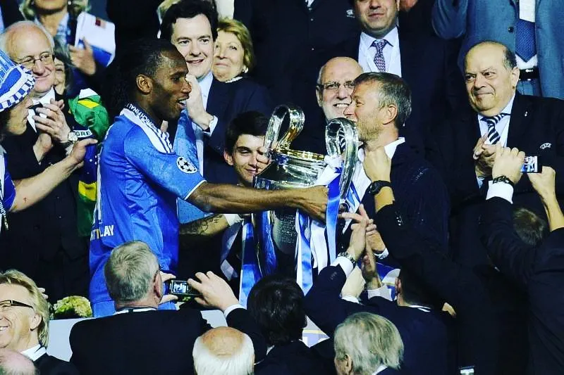 El marfileño Didier Drogba le entregó la soñada 