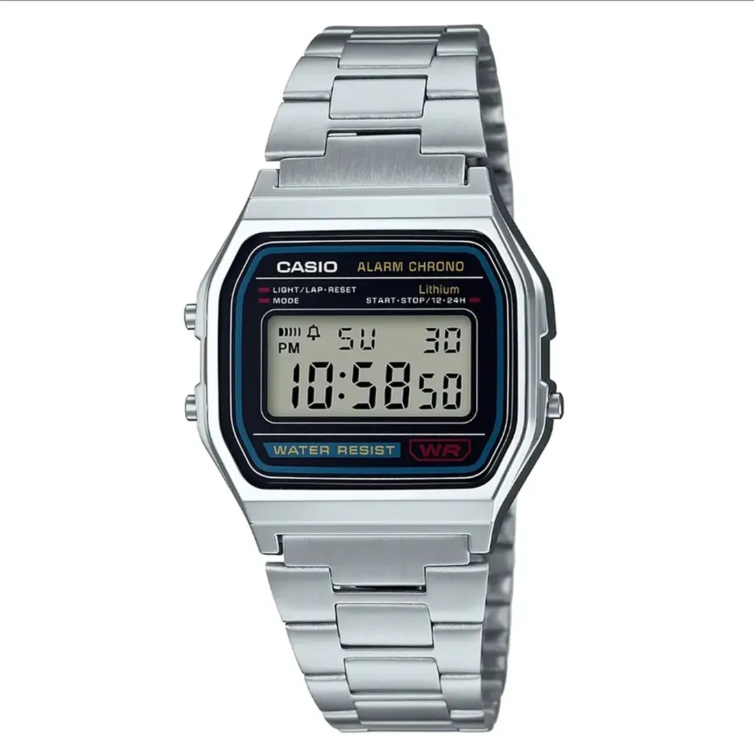 Casio Vintage A158WA-1: Diseño retro urbano con brazalete de acero inoxidable.