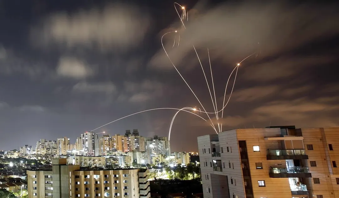 La cúpula de hierro o domo de hierro es un arma de defensa aérea de Israel para interceptar misiles enemigos.