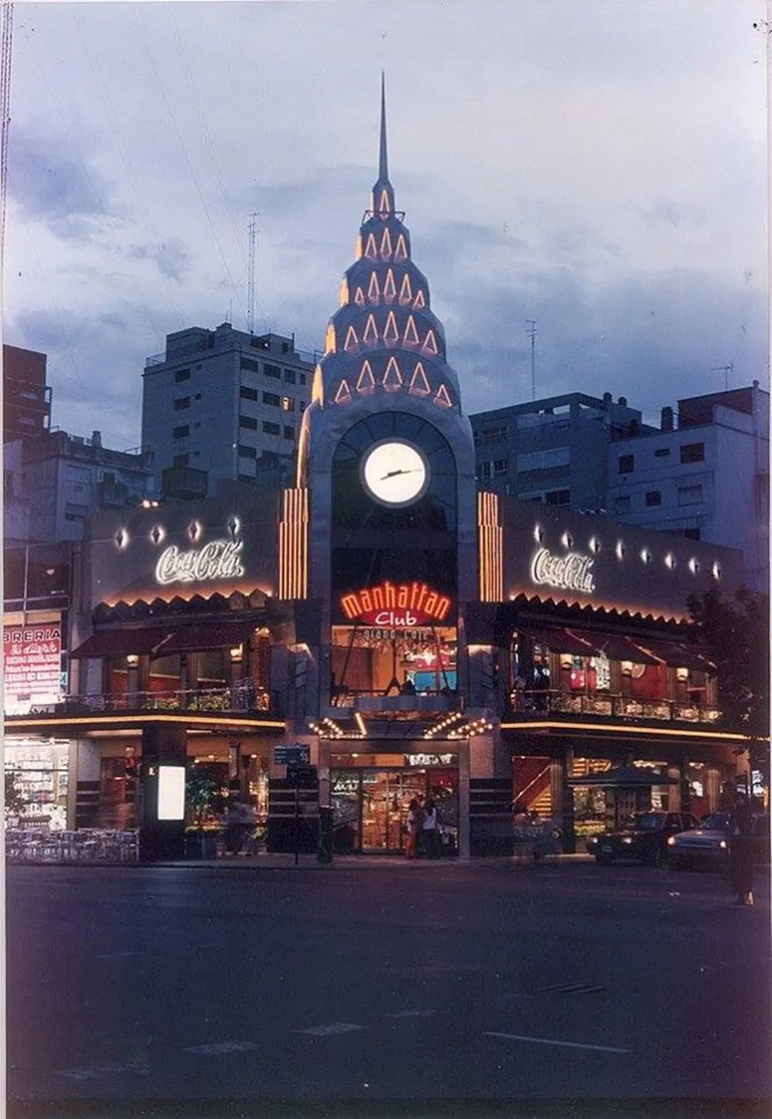 Café Manhattan en los años 90