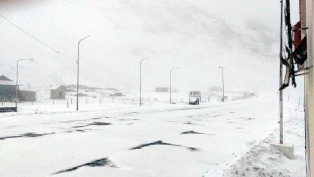 Paso a Chile.