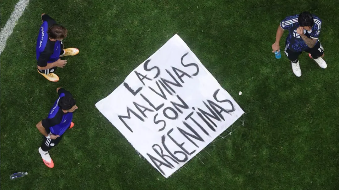 La pancarta con la frase 