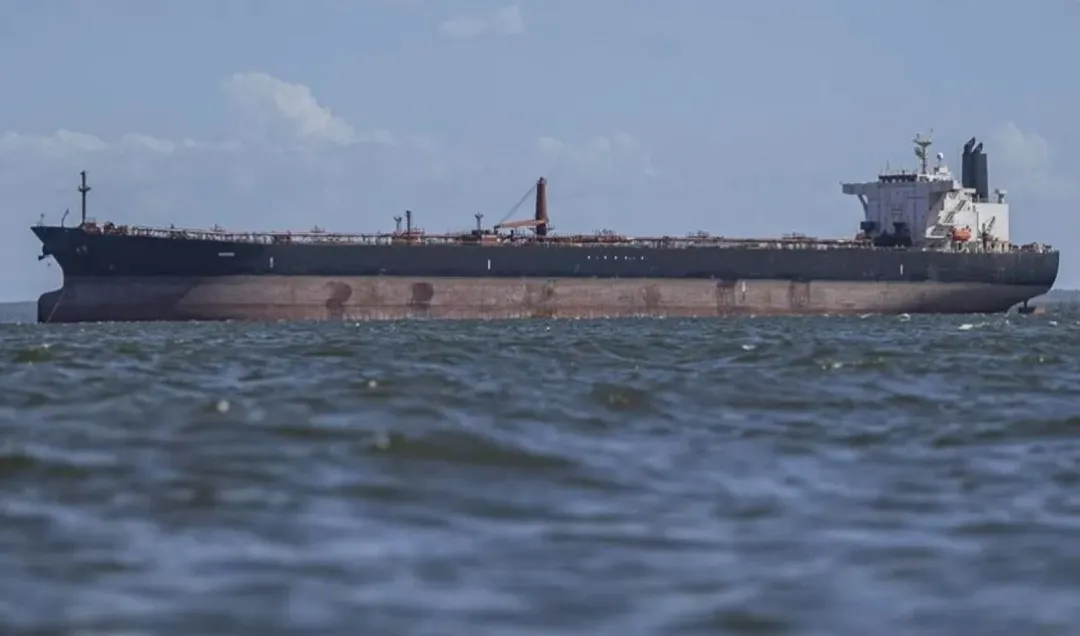 Un petrolero de Rusia, país que no deja de vender cruso al mundo. Foto Efe 
