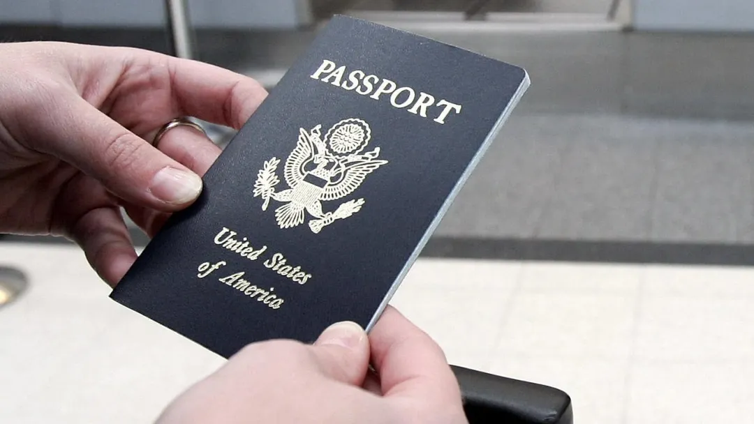 Renovar el pasaporte es esencial para viajar seguro. 