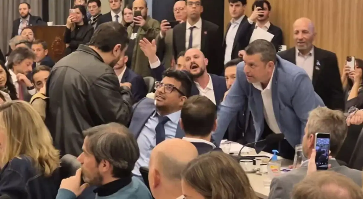 Habló el diputado libertario que se cruzó con Juan Grabois: "Si no es acting, hay que hacerle control psiquiátrico"