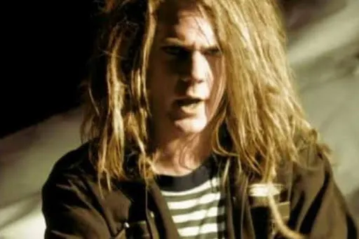 Y apareció Tony Kaye.