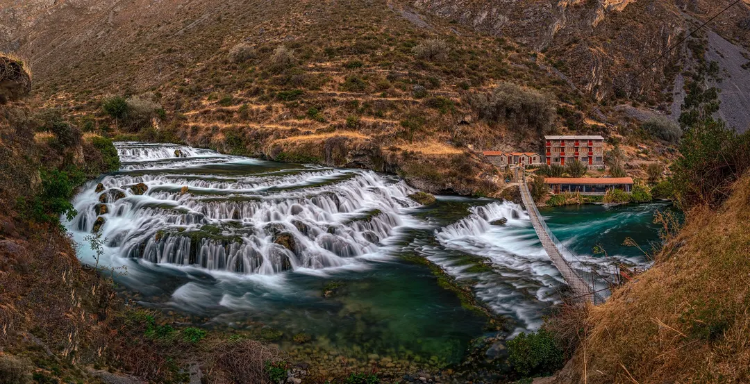 Entre lagunas turquesa, mitos ancestrales y cultura viva, este pueblo de Perú invita a conectar con la naturaleza y con su gente.