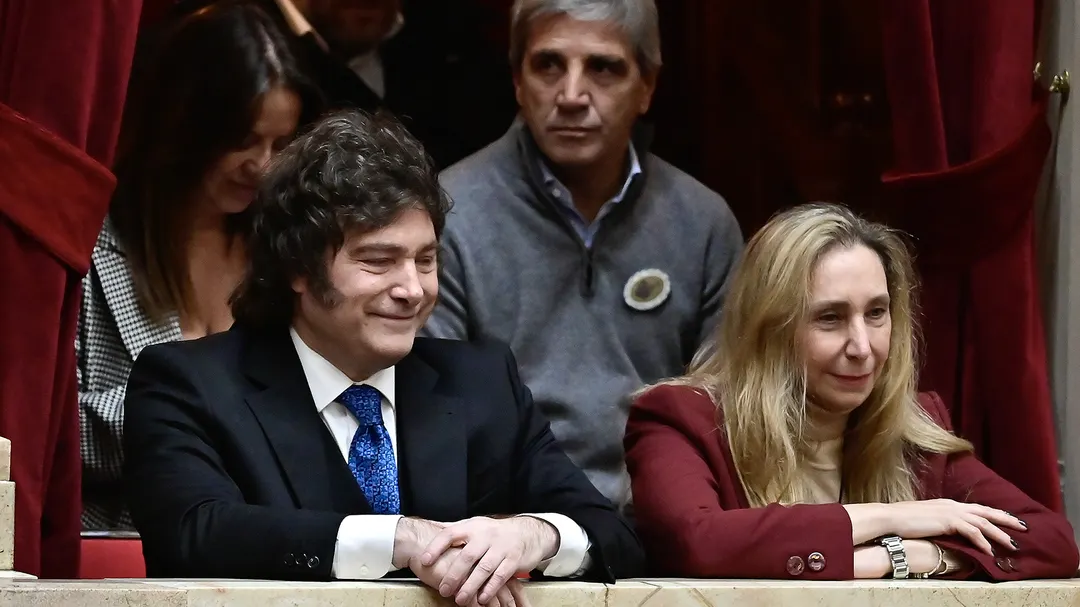 Javier y Karina Milei en el Congreso.