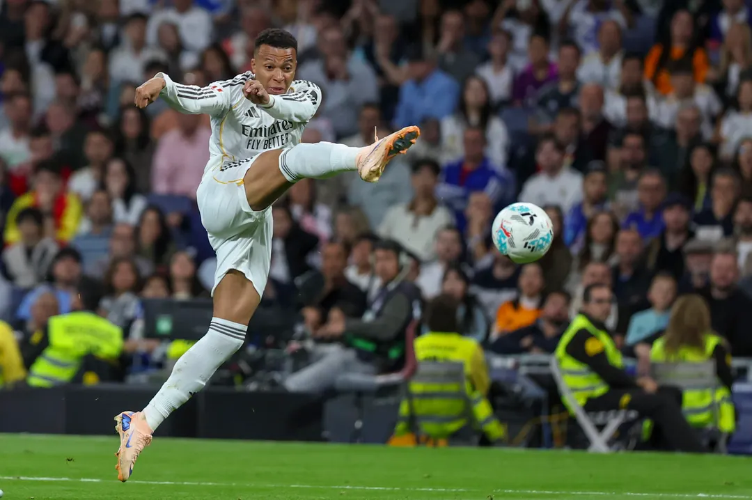 Sin nombrarlo, Mourinho sugirió que Mbappé debe ganar el Balón de Oro.