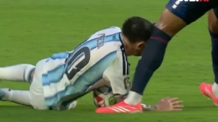 Messi terminó el partido ante Cabo Verde con un chichón en la frente ...
