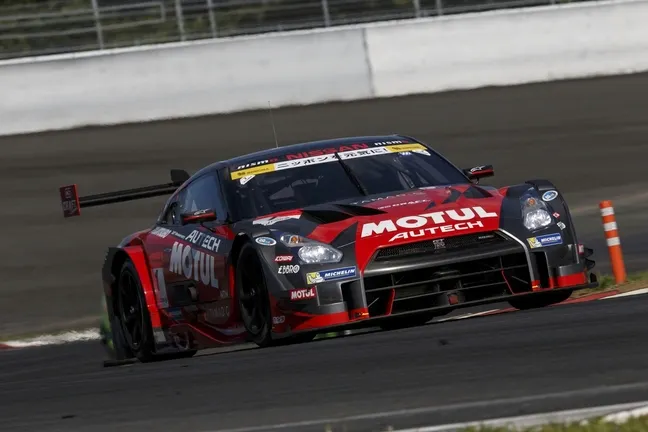 MOTUL AUTECH GTR (temporada Super GT 2016)