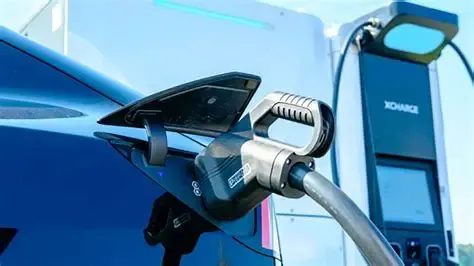 el mercado argentino de autos eléctricos podría alcanzar los USD 130.000 millones en 2033, con un crecimiento anual cercano al 30% a partir de 2025.
