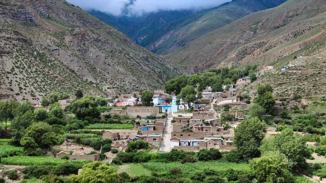 Las casas de adobe y calles empedradas forman parte de la imagen característica de este pequeño pueblo del norte argentino.