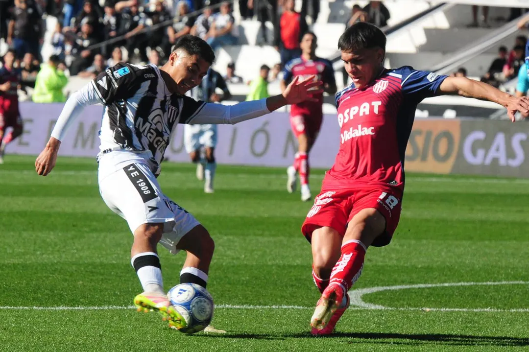 Gimnasia derrotó a Unión y se hace fuerte en el Parque. 