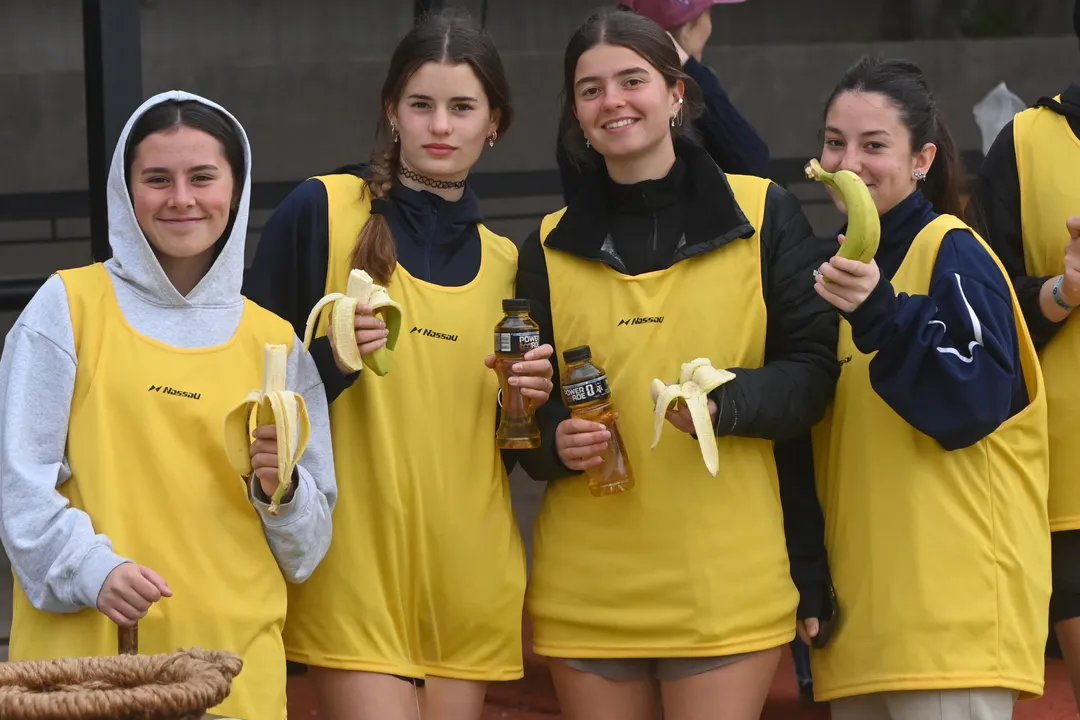 Catalina Ibarrat, Amalia Odonell, Pilar González y Lucía Consina.