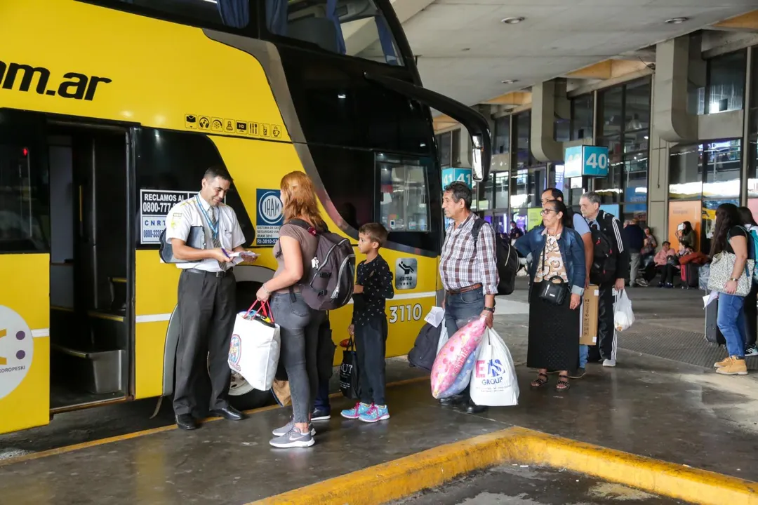 Hay 12 cuotas sin interés en colectivos de larga distancia. Foto: Argentina.gob.ar