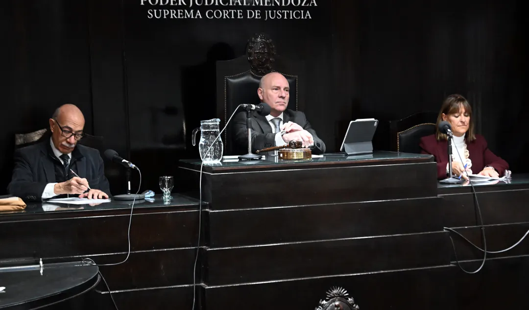 José Valerio, Dalmiro Garay y Norma Llatser.