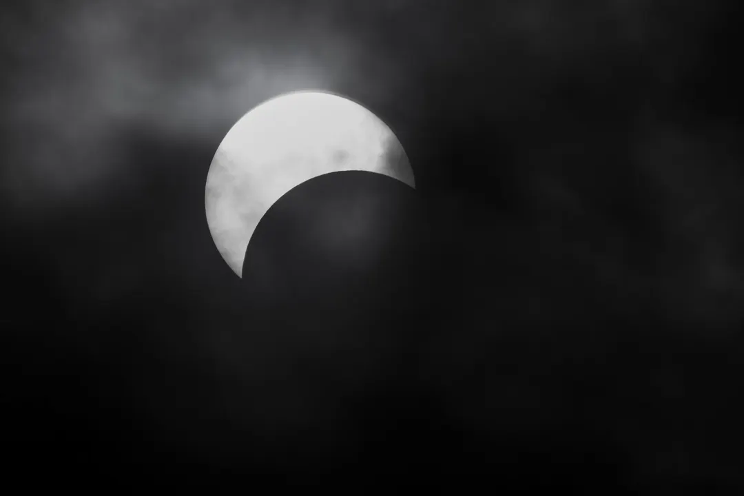 El eclipse lunar da el pie para analizar nuestro alrededor. 