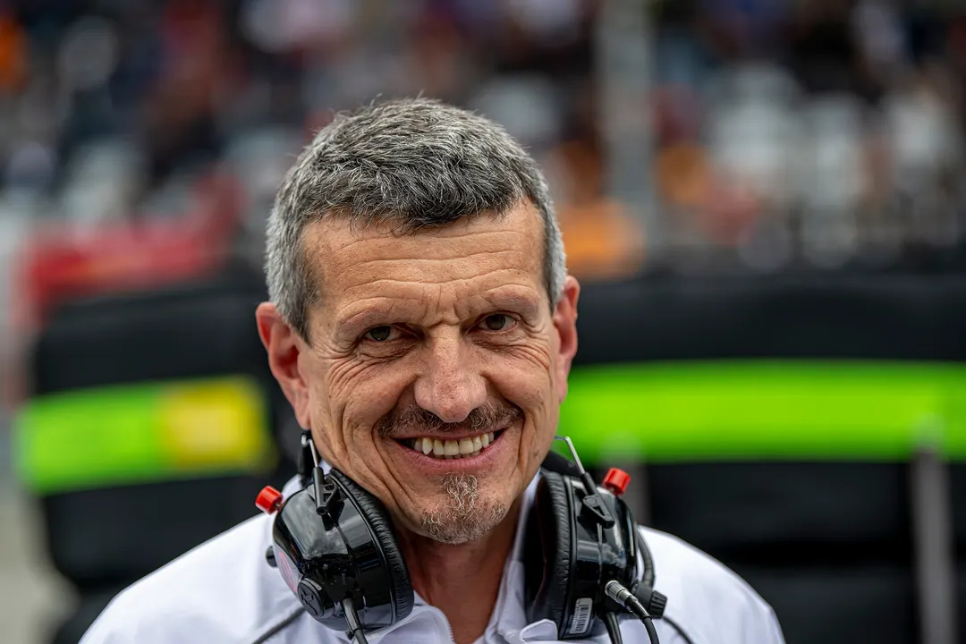 Guenther Steiner fue contundente con Esteban Ocon tras el choque con Colapinto.
