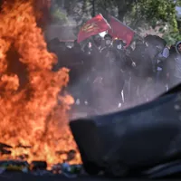 Caos en Francia: protestas estudiantiles dejan más de 600 detenidos, incendios y enfrentamientos con la Policía