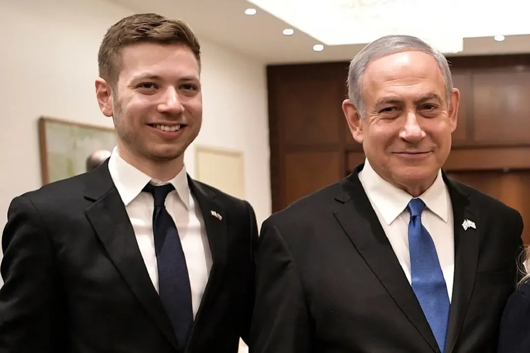 Yair Netanyahu junto a su padre, Benjamín