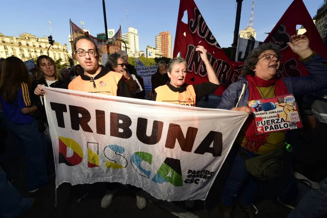 Discapacitados se unieron a la marcha universitaria
