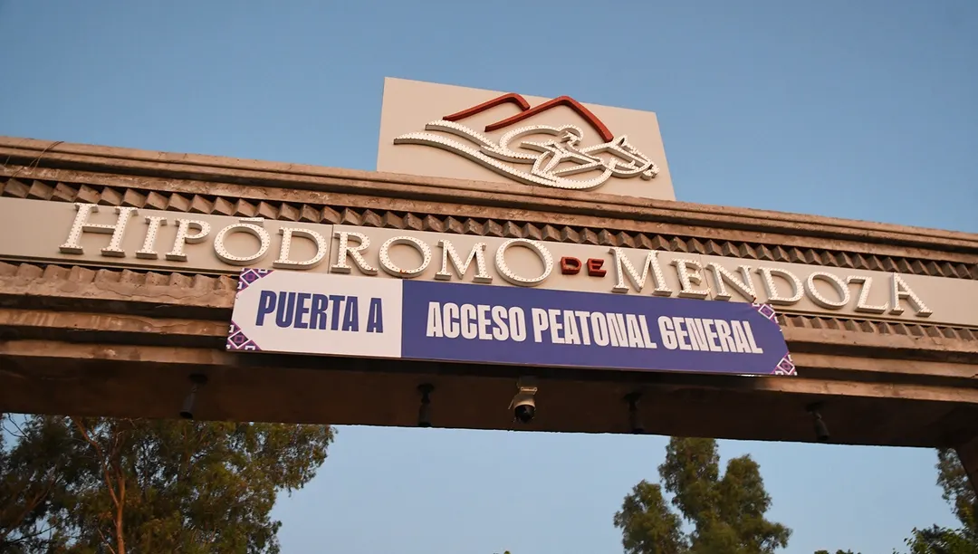 Desde el municipio de Godoy Cruz y el Gobierno de Mendoza están trabajando en un masterplan para el Hipódromo. 