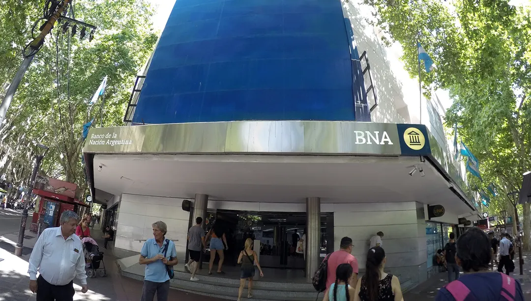 Banco Nación.