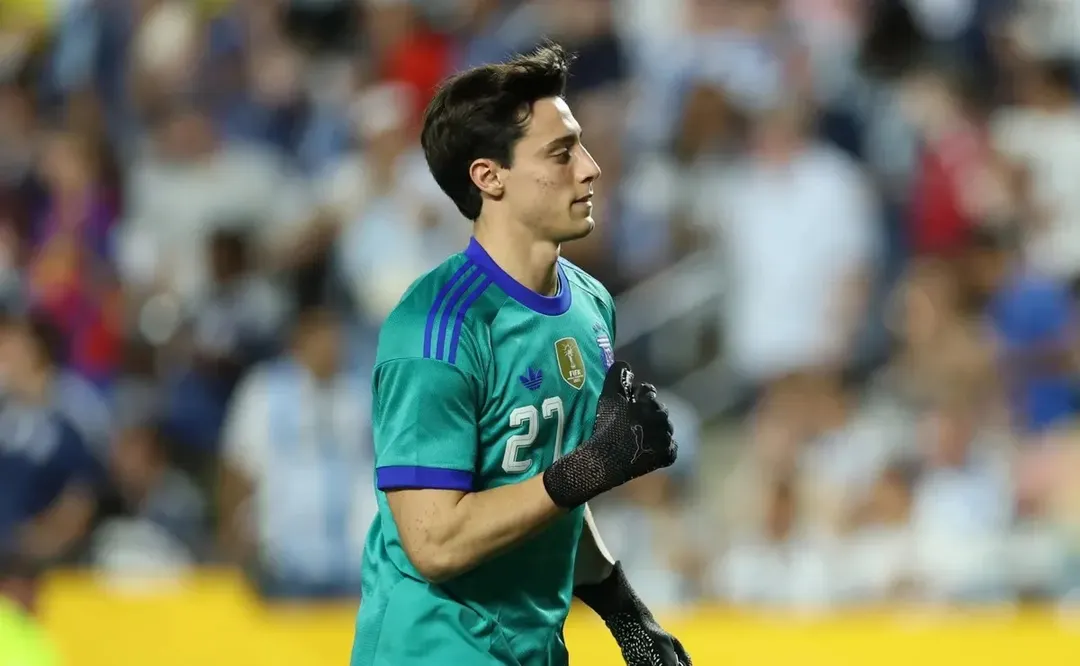 Juventus posó sus ojos en Santiago Beltrán, pero River dejó en claro su postura.