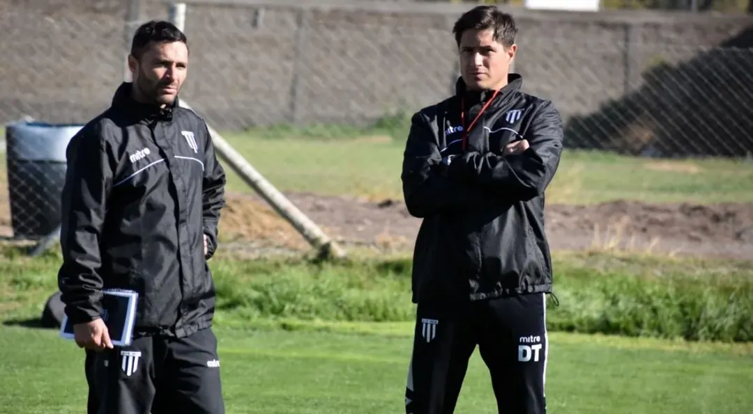 Joaquín Sastre se desempeñaba como mánager de Gimnasia y ahora será el entrenador tras la salida de Medrán. 