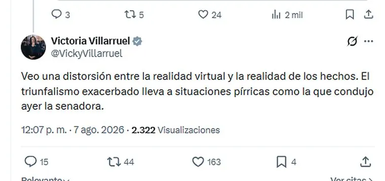 Victoria Villaruel X