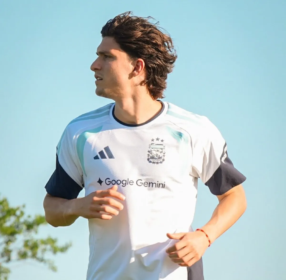 La lesión muscular de Leonardo Balerdi abrió una vacante en la lista definitiva de Argentina para el Mundial 2026..