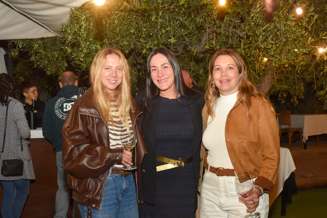 Fernanda Vila, Rosario Díaz Araujo y Lorena Henriquez.