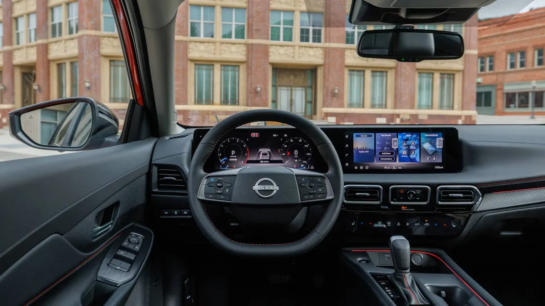 Nissan presenta el Sentra 2026
