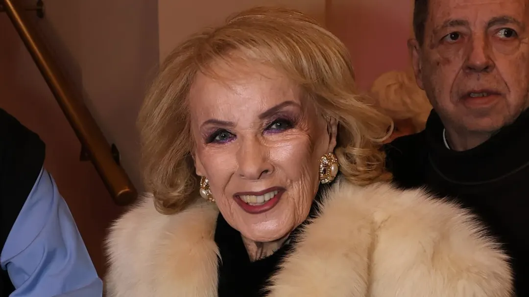Mirtha Legrand va a seguir internada. 
