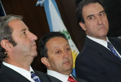 Cobos e Iglesias tuvieron fuertes disputas internas. 