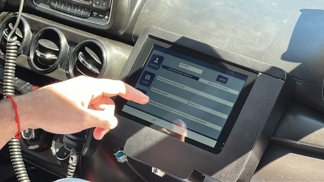 Con tablets y wifi, los nuevos móviles agilizan patrullajes y verificaciones.