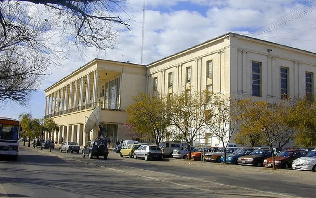 Entre las efemérides del 19 de junio se destaca el aniversario de la fundación de la Universidad Nacional de Córdoba. Foto: Facultad de Ciencias Químicas UNC