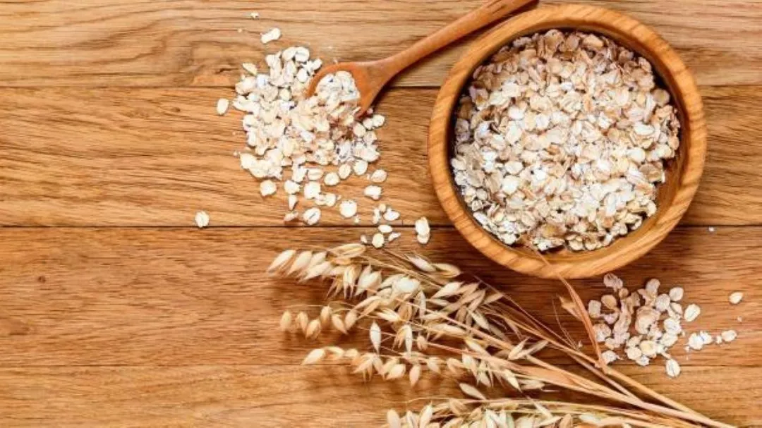 La avena es un alimento que te ayudará a dormir como un bebé.