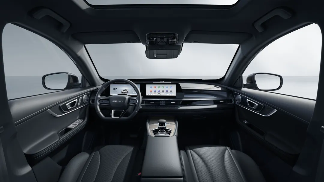 Llega el nuevo SUV EBRO s700 HEV