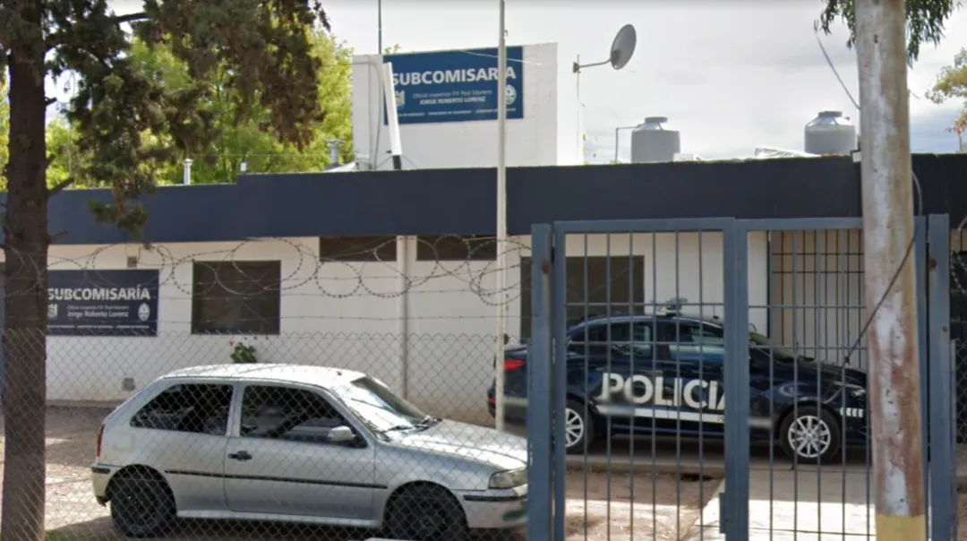 La Subcomisaría Lorenz de Maipú, donde terminó falleciendo el presunto malviviente. 