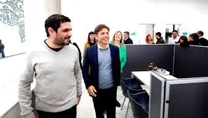 La gestión de Homero Giles no para de sumar conflictos con los prestadores en salud. Los psicólogos realizaran una protesta por 24 Hs en reclamo de pagos adeudados desde marzo. Este viernes no atenderán a afiliados de la obra social de los estatales bonaerenses