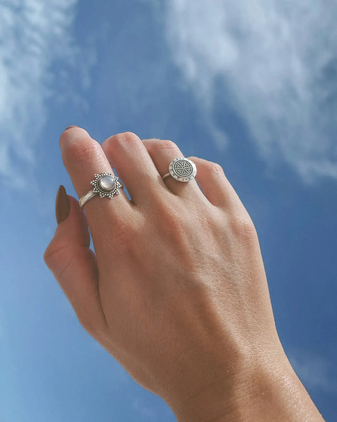 Dejá anillos y pulseras de plata brillando de nuevo.
