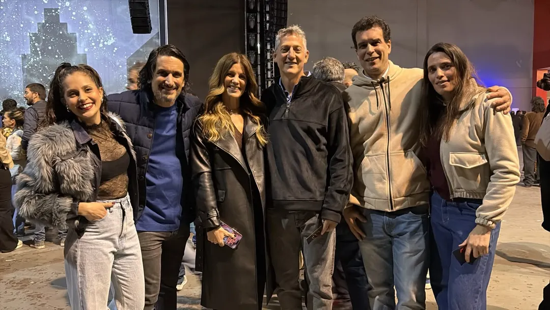 Rocío Aracena, Ariel Pérez, Sabrina Suden, Renzo Giuffré, Paola Rico, y Hernán D'Agostino. Foto: Maru Mena.