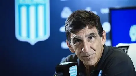 Gustavo Costas.