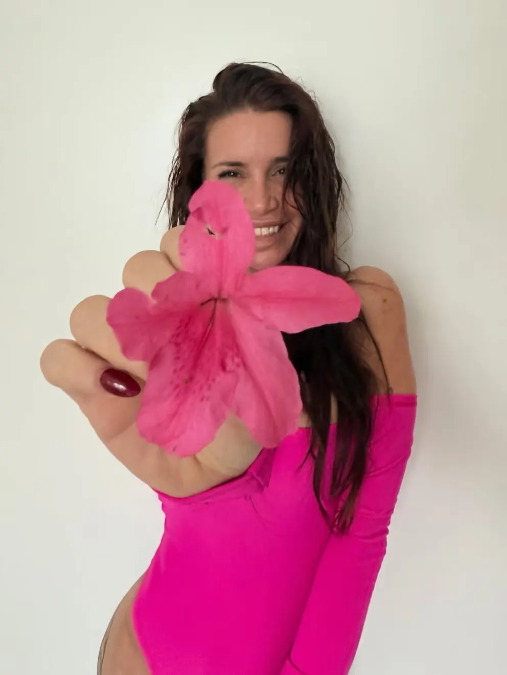 “Improvisé estas fotos a cara lavada”: el mensaje de Florencia Peña en redes.