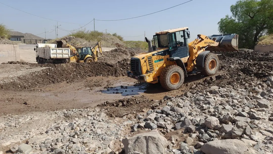 Hidráulica refuerza cauces y defensas ante un escenario hídrico atípico en Mendoza.