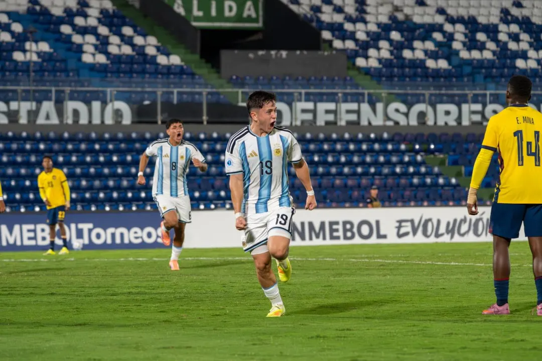 Facundo Salinas, autor del 1-0 de Argentina ante Ecuador.