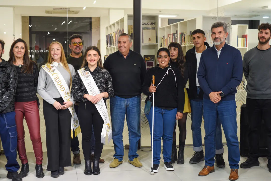 El arte mendocino brilló en el MMAMM, en una inauguración para no olvidar.