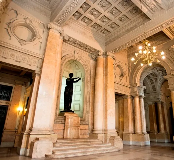 La Justicia en el Palacio de Tribunales.
